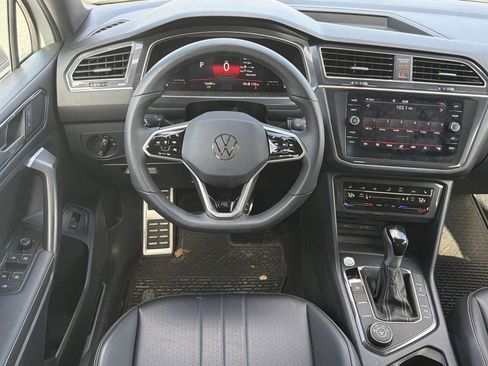 Used 2024 Volkswagen Tiguan SE R-Line AWD/4WD image 14