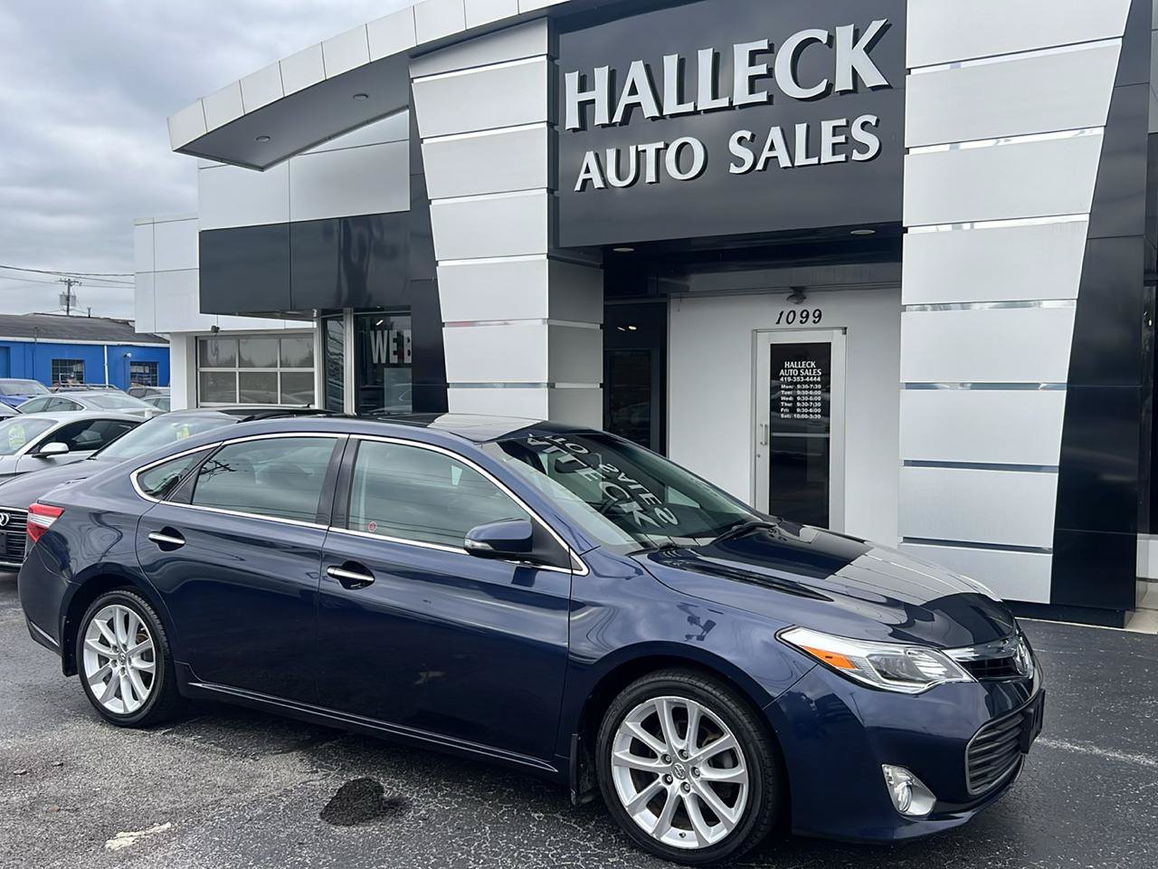 Used 2014 Toyota Avalon Limited FWD image 7