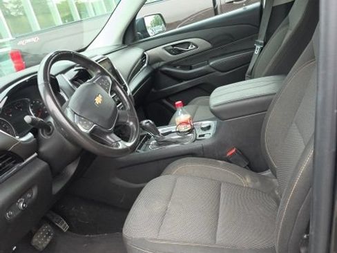 Used 2020 Chevrolet Traverse LT w/ Driver Confidence II Package AWD/4WD image 6