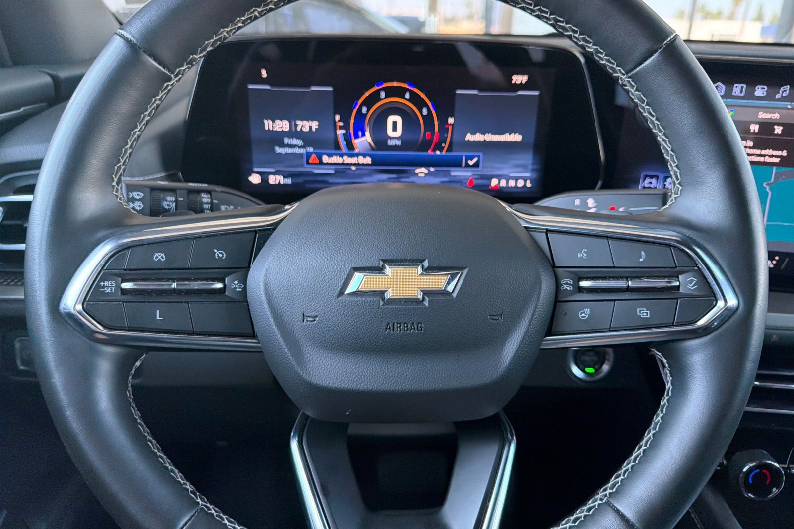 Used 2025 Chevrolet Traverse LT FWD image 30