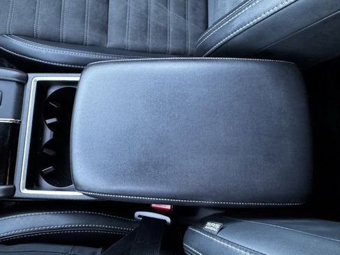 Used 2024 Mitsubishi Outlander SE image 19