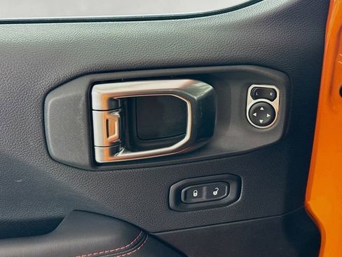 Used 2025 Jeep Wrangler Unlimited Rubicon w/ Steel Bumper Group image 17