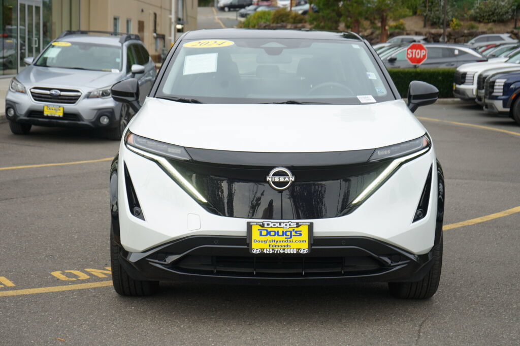 Used 2024 Nissan Ariya FWD image 2