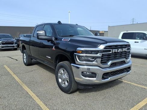 New 2026 RAM 2500 Big Horn AWD/4WD image 3