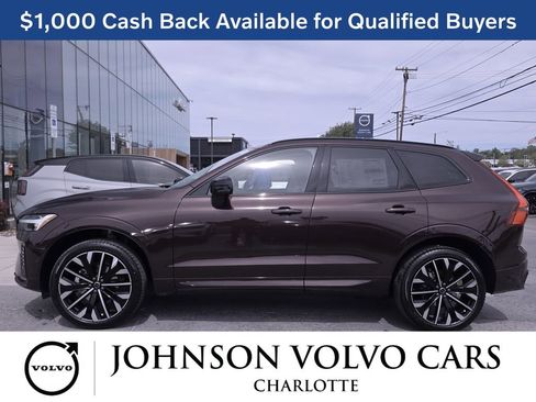 New 2026 Volvo XC60 B5 Ultra w/ Climate Package image 8
