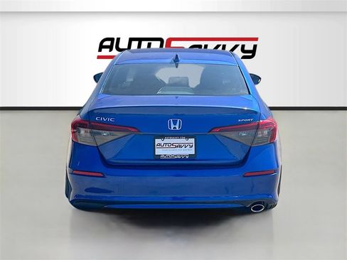 Used 2024 Honda Civic Sport image 6