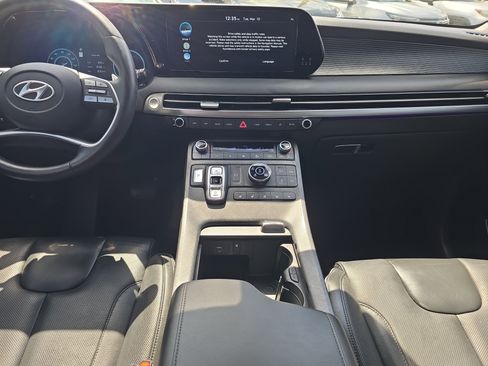 Used 2024 Hyundai Palisade Limited image 15