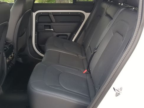 Used 2025 Land Rover Defender 110 S AWD/4WD image 21