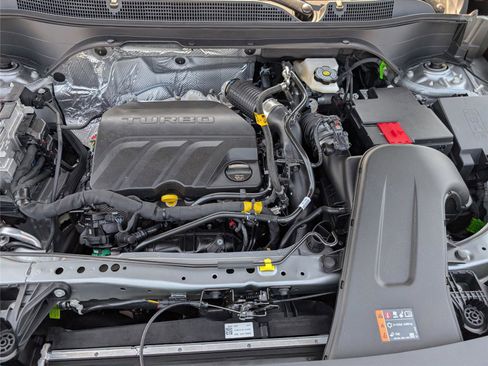 New 2026 Chevrolet Trax RS w/ Sunroof Package FWD image 15