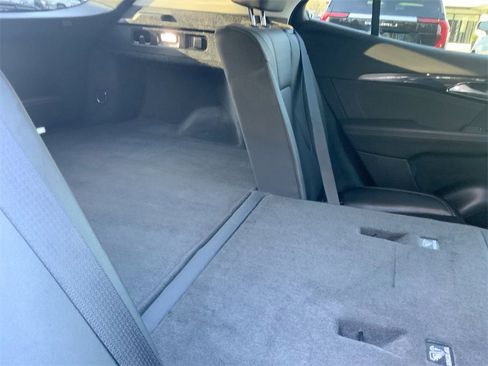 Used 2025 Buick Envision Preferred image 32