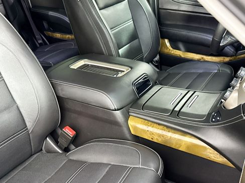 Used 2017 GMC Yukon Denali w/ Open Road Package image 34