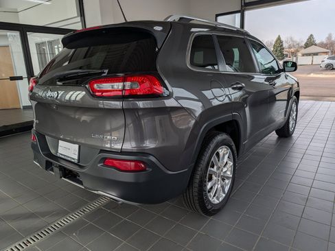 Used 2014 Jeep Cherokee Limited w/ Trailer Tow Group image 2