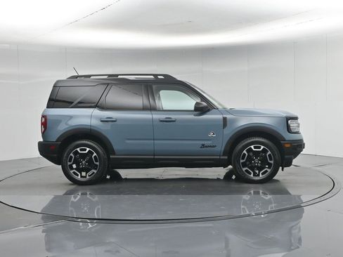 Used 2022 Ford Bronco Sport Outer Banks w/ Tech Package AWD/4WD image 30