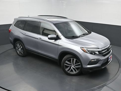 Used 2017 Honda Pilot Elite image 35