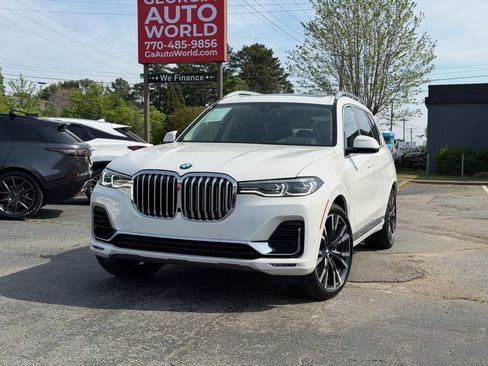 Used 2020 BMW X7 xDrive40i w/ Executive Package image 3