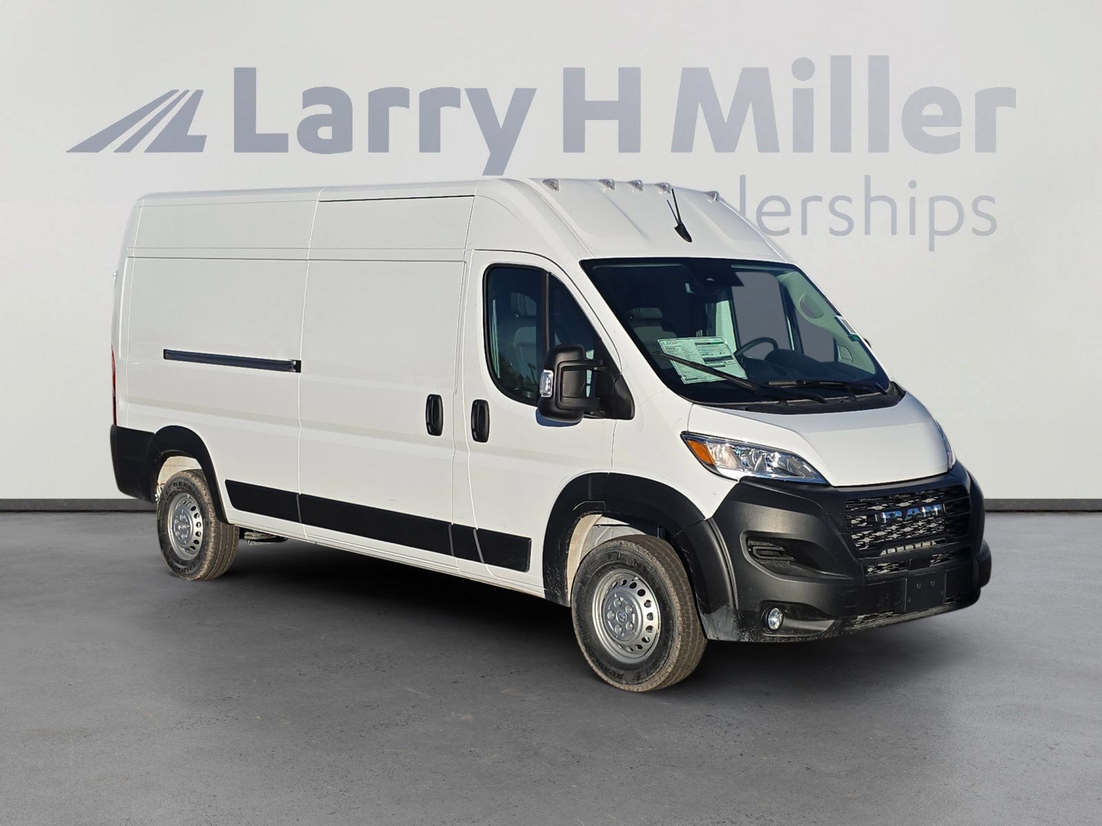 New 2026 RAM ProMaster 2500 w/ Convenience Group FWD image 8