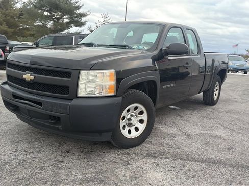 Used 2010 Chevrolet Silverado 1500 W/T image 18