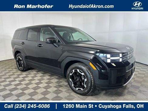 Used 2024 Hyundai Santa Fe SE image 1
