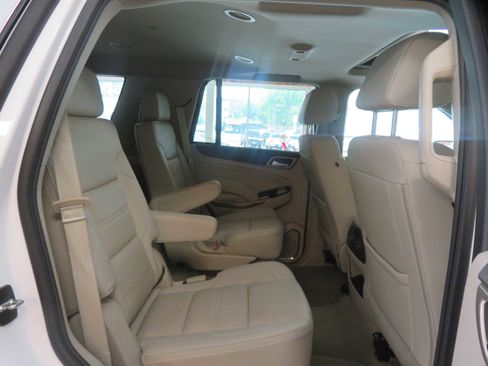 Used 2017 GMC Yukon Denali w/ Enhanced Security Package image 23