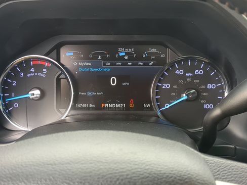 Used 2018 Ford F250 Platinum w/ Platinum Ultimate Package image 15