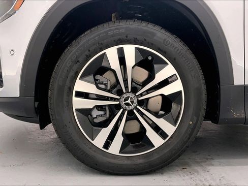 New 2026 Mercedes-Benz GLB 250 image 10