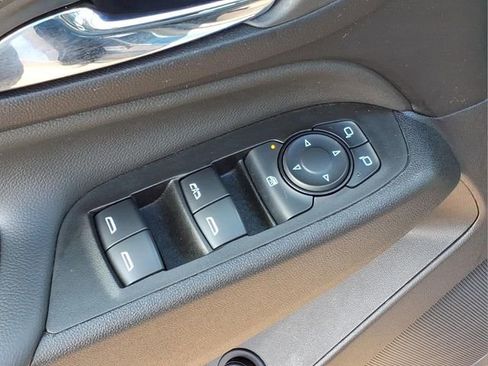 Used 2024 Chevrolet Equinox LT w/ LPO, Floor Liner Package FWD image 16