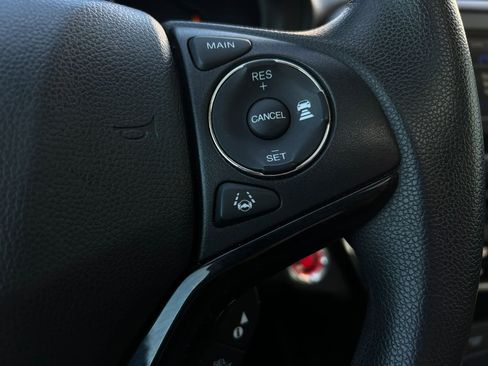 Used 2022 Honda HR-V EX image 15