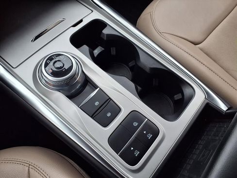 Certified 2022 Ford Explorer Limited image 22