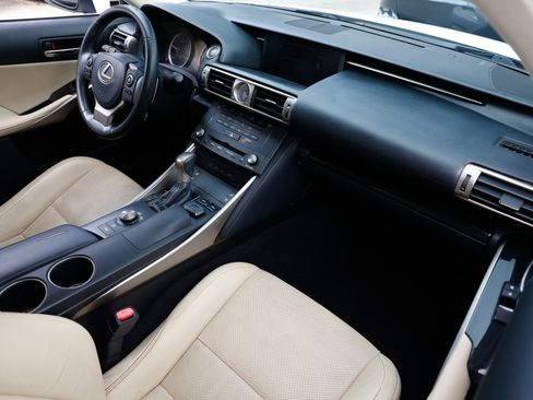 Used 2015 Lexus IS 250 w/ Navigation System Package image 21