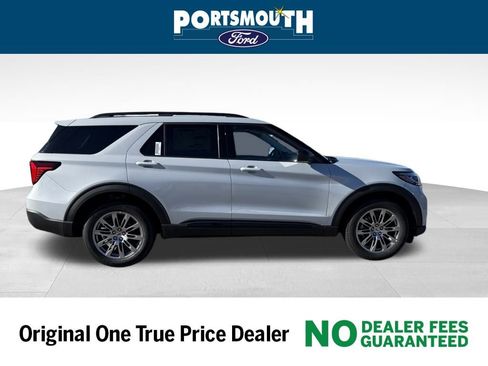 New 2026 Ford Explorer Active image 6