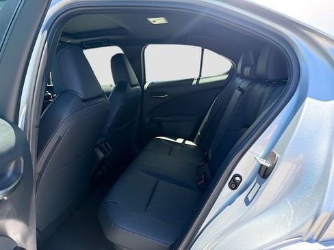 New 2026 Lexus UX 300h FWD image 20