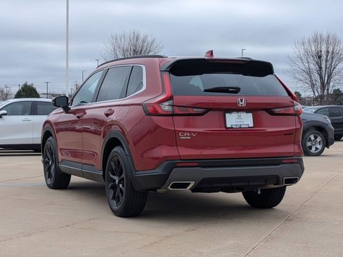 Used 2025 Honda CR-V Sport image 8