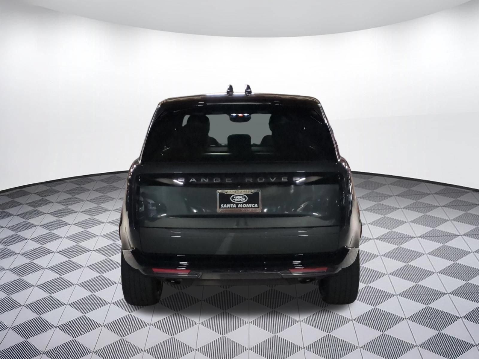 New 2027 Land Rover Range Rover SE AWD/4WD image 4