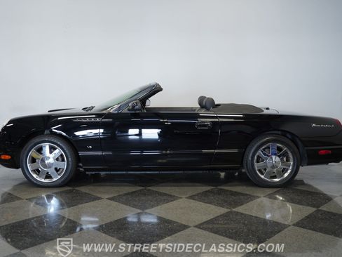 Used 2003 Ford Thunderbird image 2