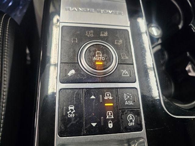Used 2015 Land Rover Range Rover Autobiography AWD/4WD image 17