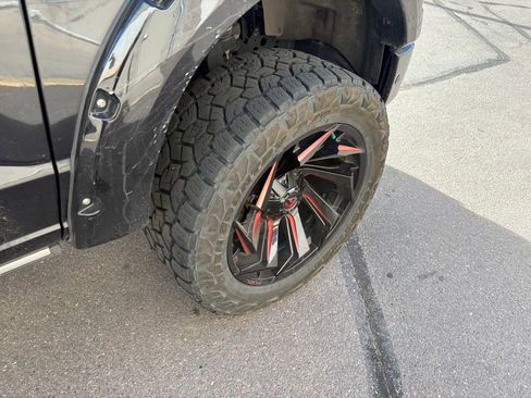 Used 2021 Ford F150 Limited image 14