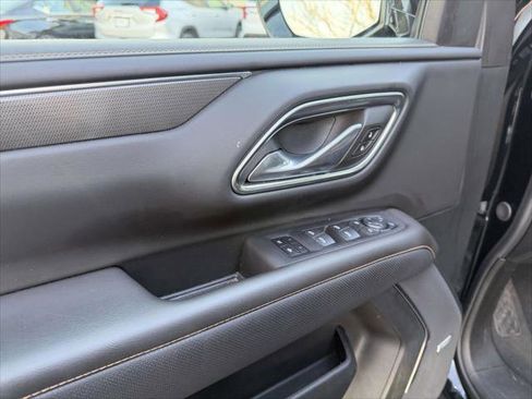 Used 2024 GMC Yukon XL AT4 w/ Technology Package image 15