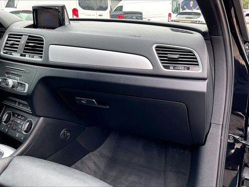 Used 2018 Audi Q3 2.0T Premium FWD image 19