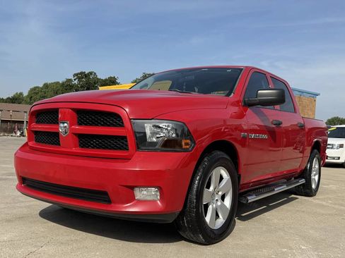 Used 2012 RAM 1500 Express w/ ST Popular Equipment Group RWD image 2