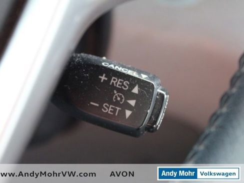 Used 2015 Toyota Sienna XLE FWD image 34
