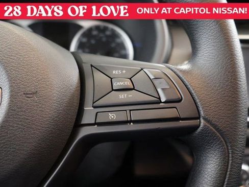 New 2025 Nissan Kicks Play S image 17