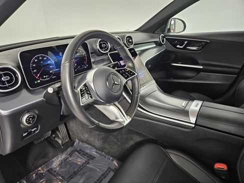 Used 2025 Mercedes-Benz C 300 Sedan image 18