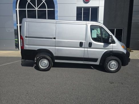 Used 2025 RAM ProMaster 1500 w/ Convenience Group image 7