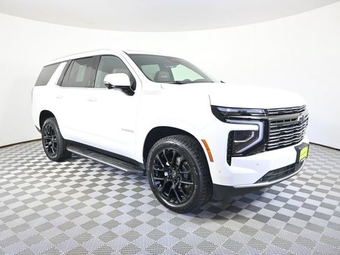 Used 2025 Chevrolet Tahoe High Country w/ Sun And Tow Package AWD/4WD image 9