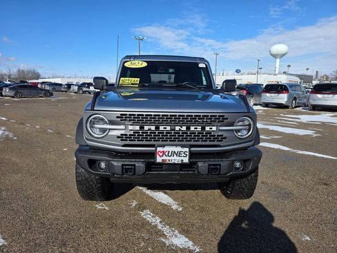 Used 2023 Ford Bronco Badlands w/ Sasquatch Package AWD/4WD image 2