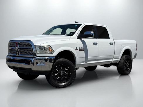 Used 2018 RAM 2500 Laramie AWD/4WD image 1