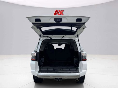 Used 2019 Toyota 4Runner TRD Off-Road AWD/4WD image 59