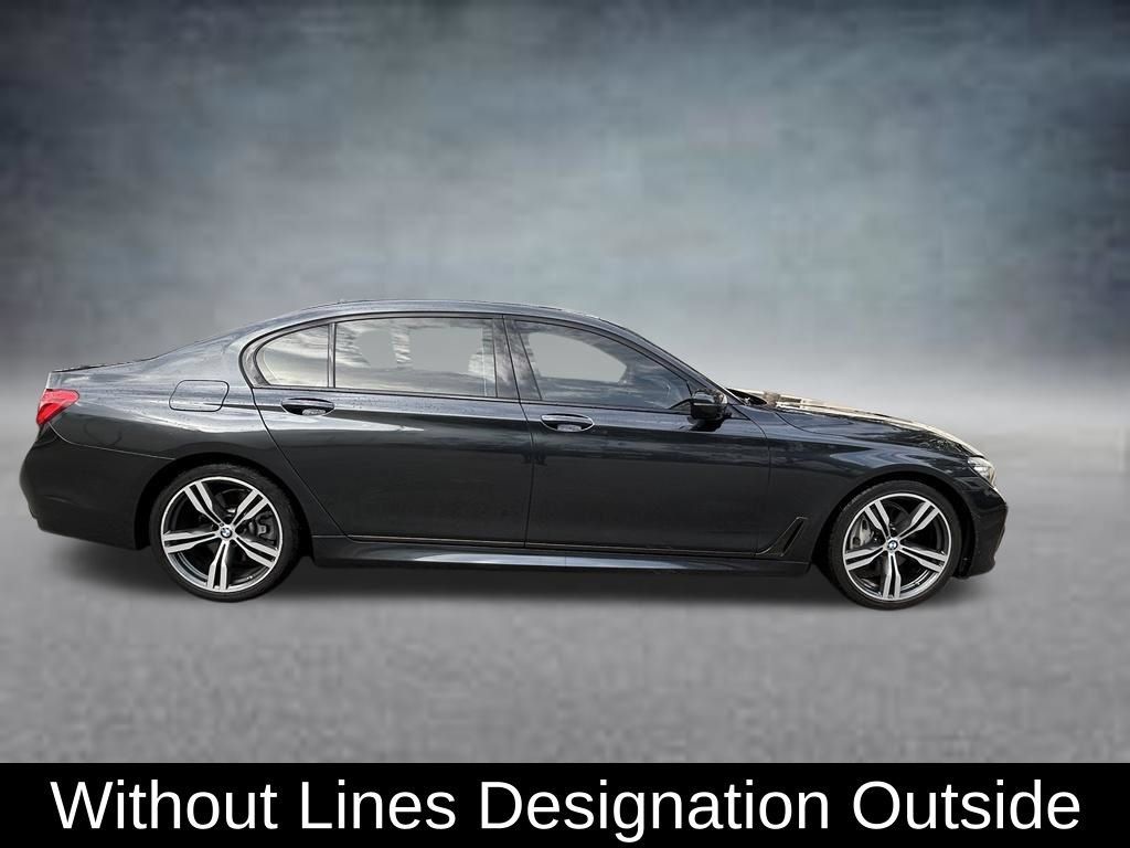 Used 2019 BMW 740i w/ Executive Package RWD image 8