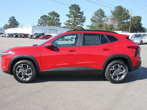 New 2026 Chevrolet Trax LT w/ Driver Confidence Package image 4