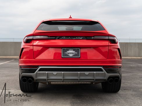 Used 2019 Lamborghini Urus AWD/4WD image 7